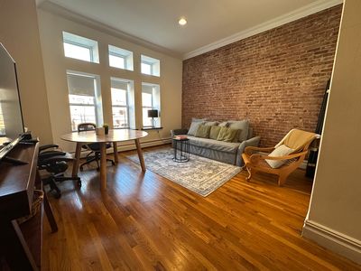 212 W 122nd St APT 2, New York, NY, 10027