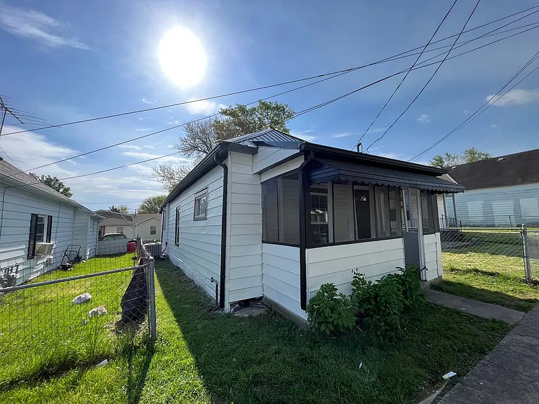 103 Martin Luther King Jr St — Photo 14