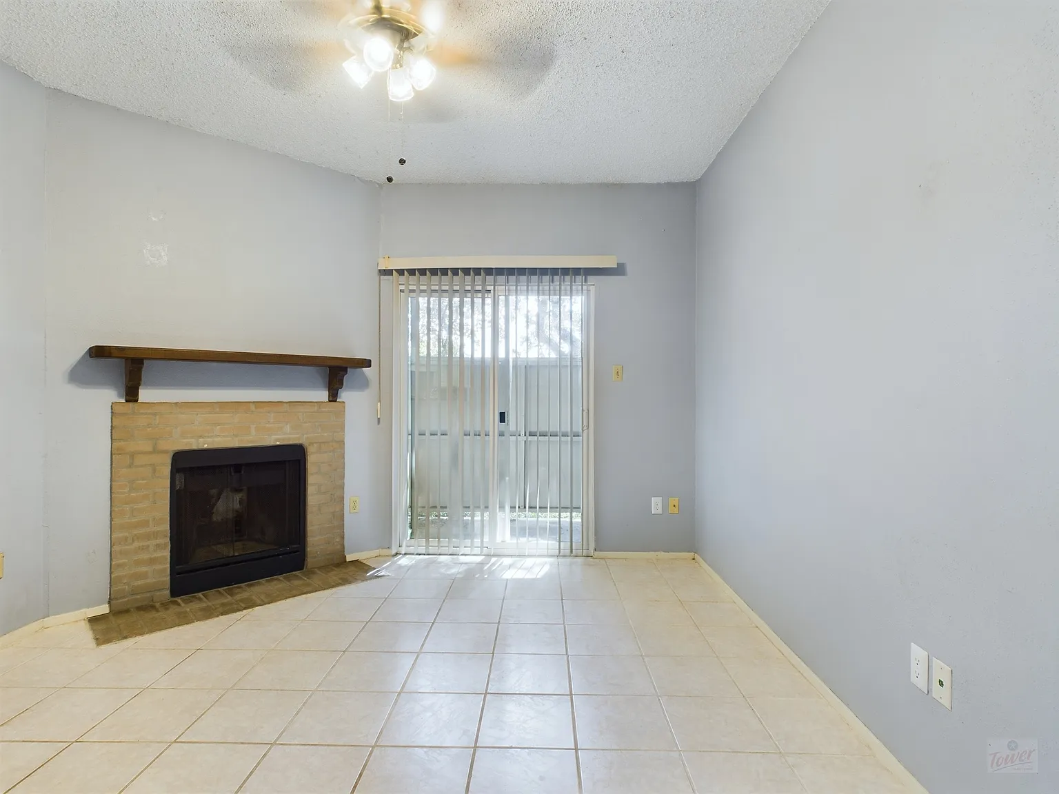 114 E 31st St Apt 113 — Photo 2