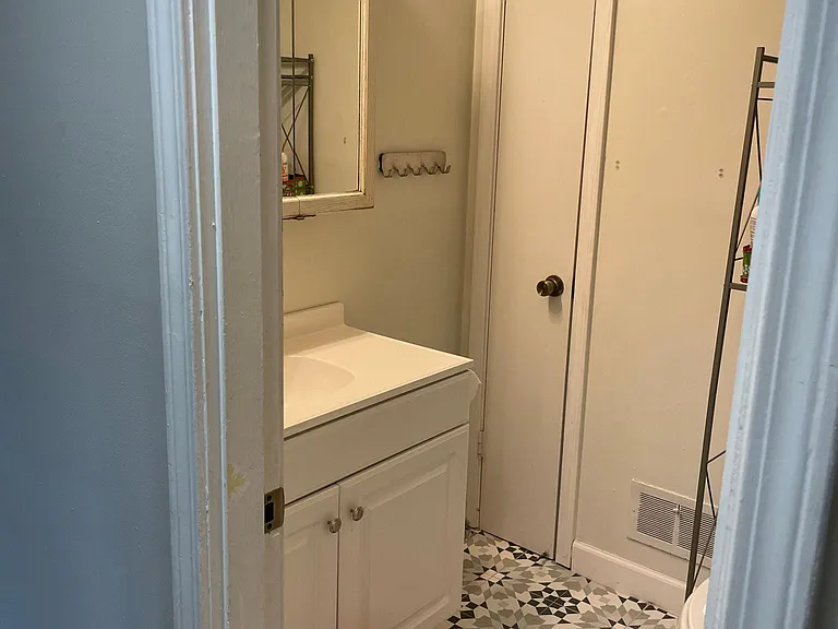 1080 Sherbrooke Dr — Photo 15
