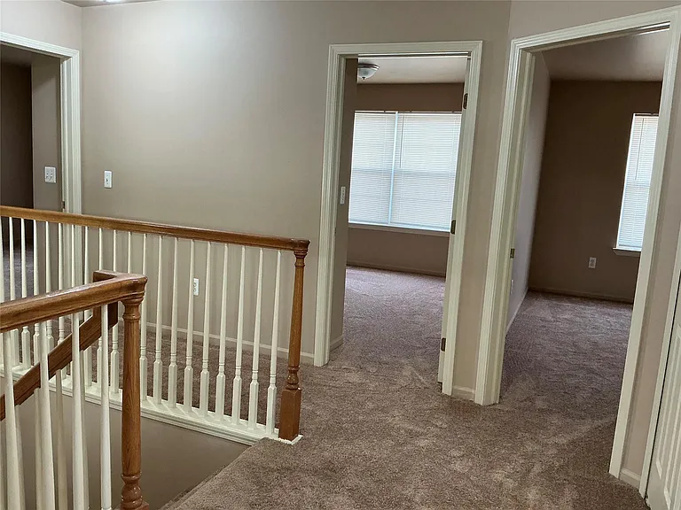 48161 Nottinghill Ln — Photo 26