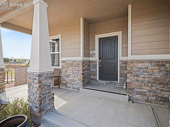 3rd image of 7259 Silver Moon Dr