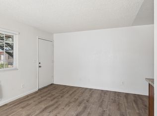 8038 S Central Ave #8, Phoenix, AZ 85041