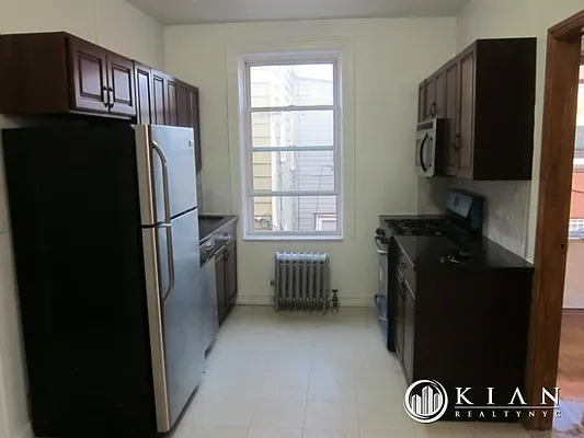Rented by Kian Realty | media 20
