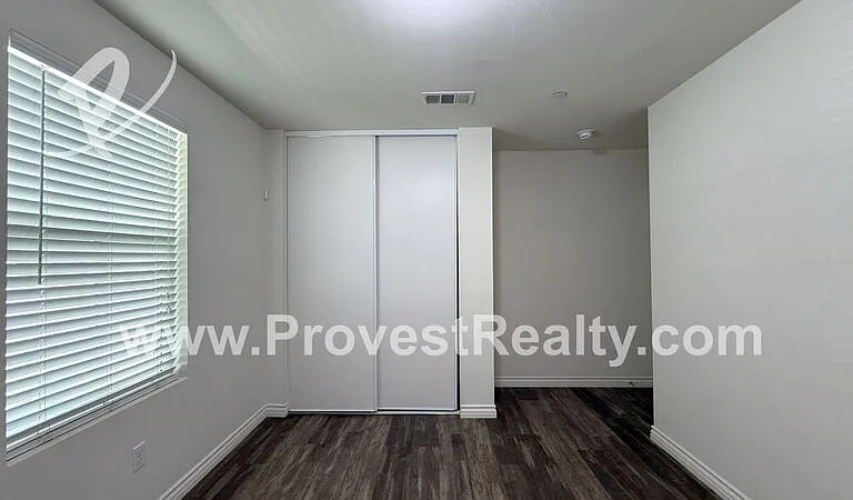 15946 Silvertip Way — Photo 21