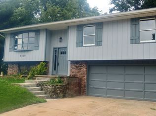 4420 Norfolk Ct, Bettendorf, IA 52722