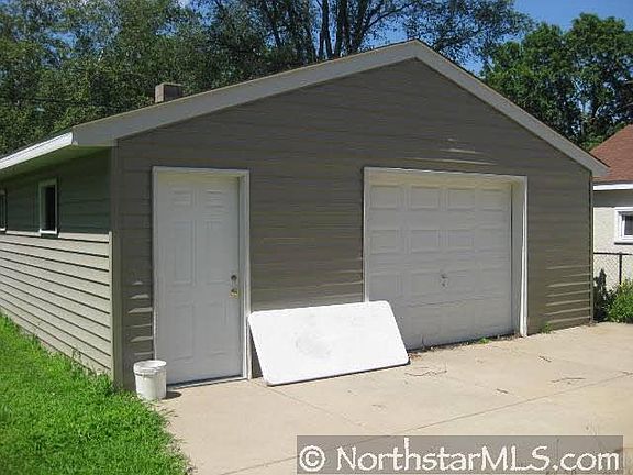 3rd image of 7238 Chicago Avenue