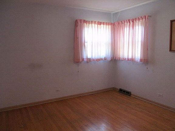 5th image of 7633 W Bryn Mawr Ave