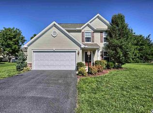 115 Hollow Ln, Dillsburg, PA 17019
