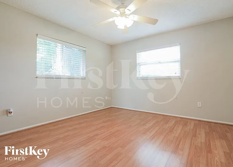 6099 David Blvd — Photo 12