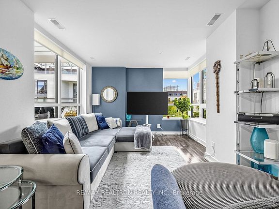 3rd image of 289 Broward Way #82