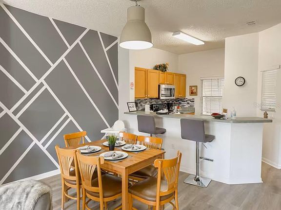 5th image of 910 Park Terrace Cir