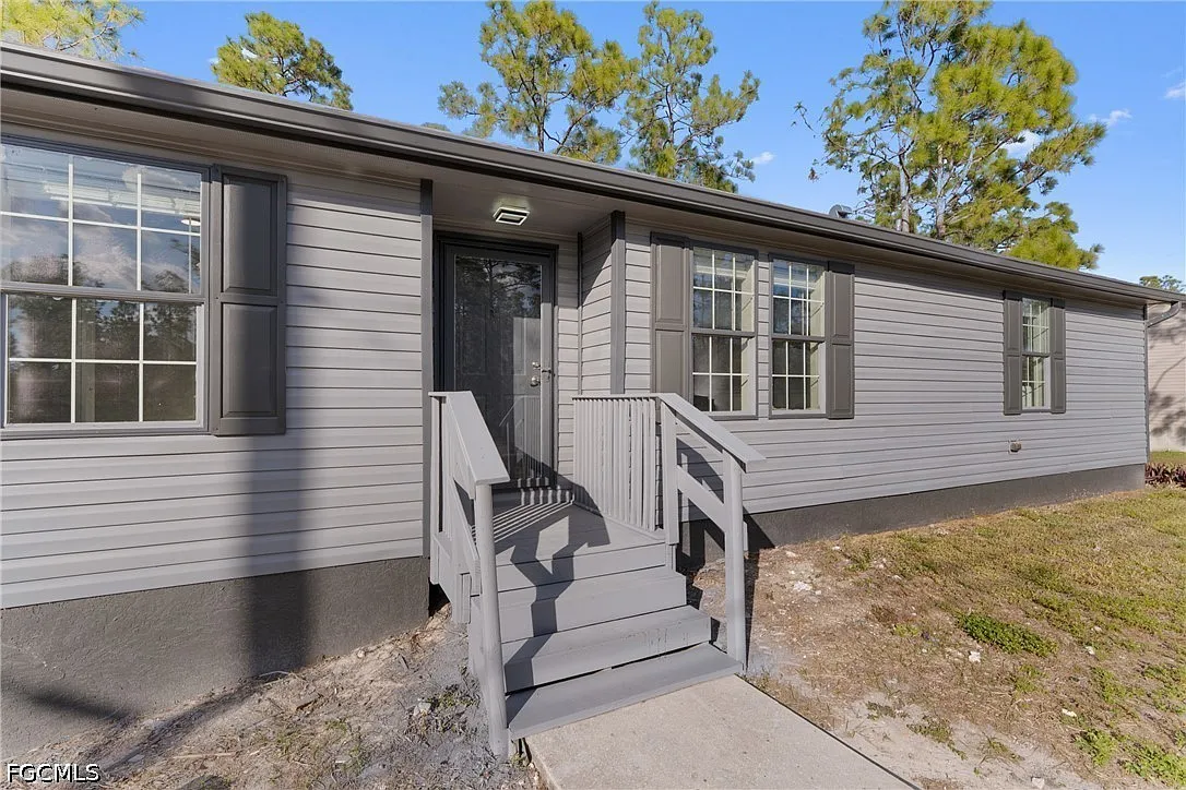 3 bed, 2.0 bath, 1380 sqft, $1,600 — Photo 4