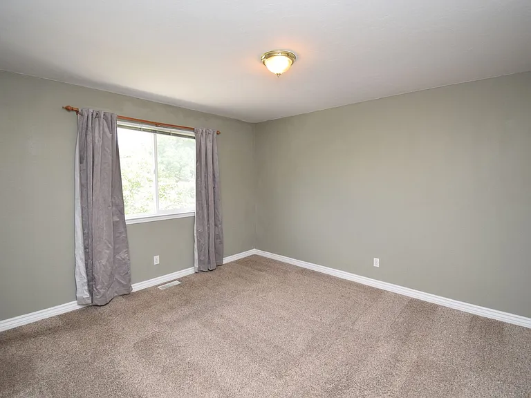 3174 S Lincoln St — Photo 13