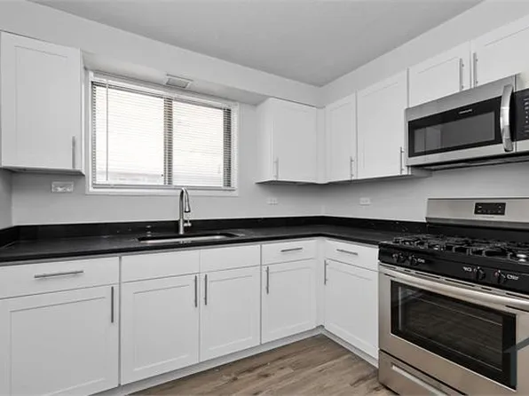3141 W 41st St APT 2C, Chicago, IL 60632