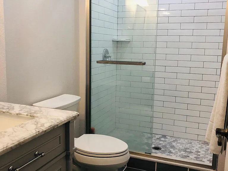 408 Holt Ave #B — Photo 7