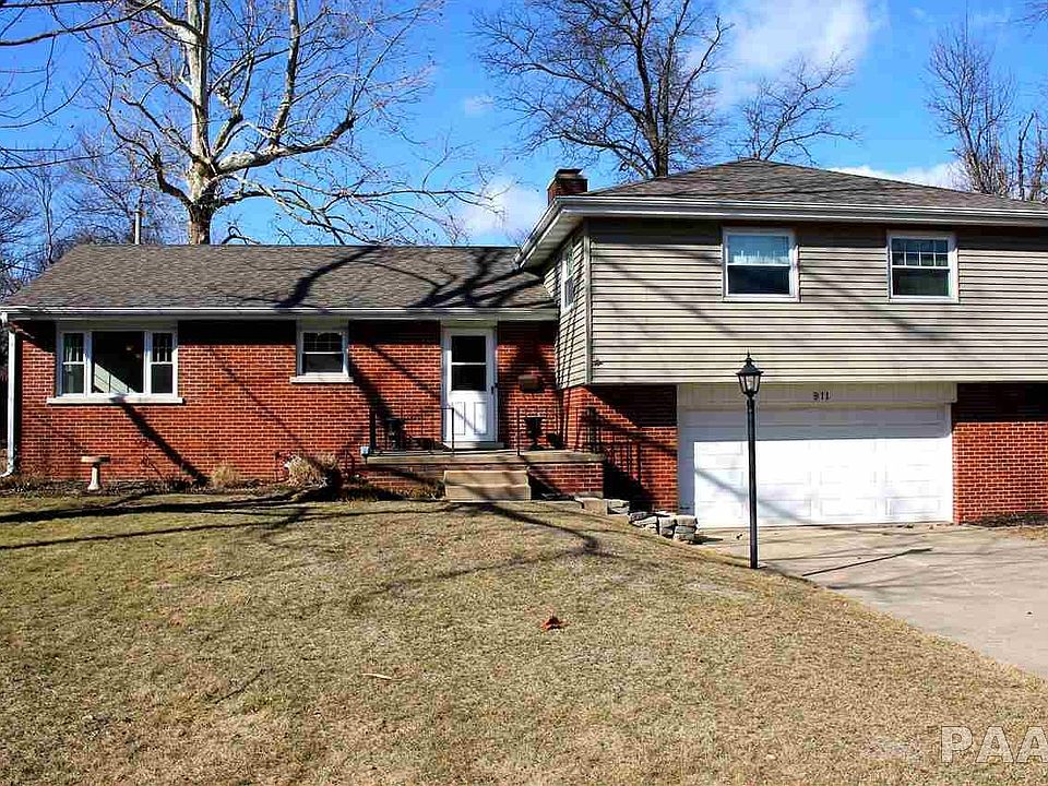 1st image of 911 W Fairlawn Ln