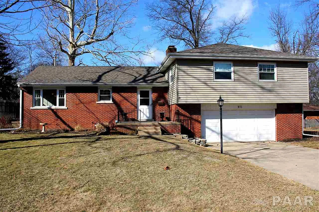 911 W Fairlawn Ln photo 1