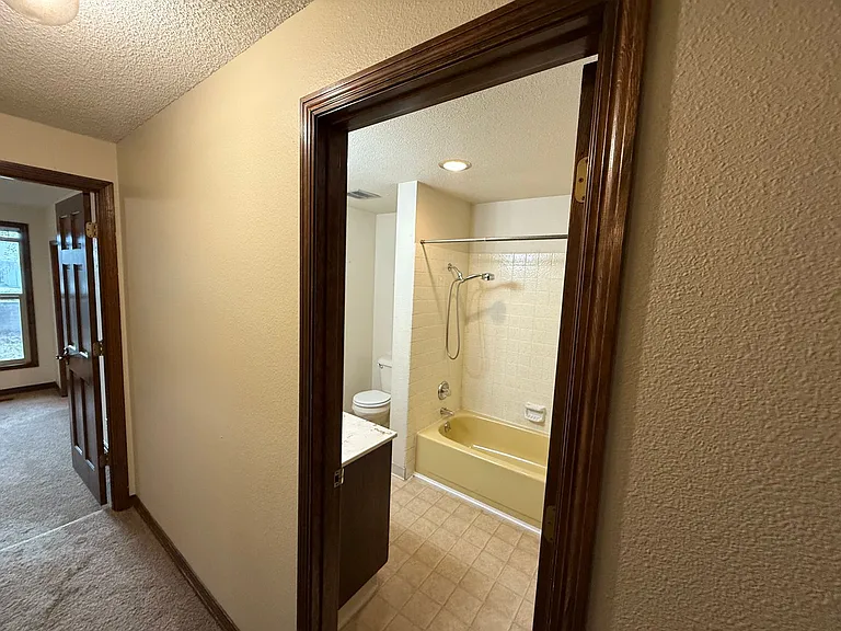 1150 NW Sunnywood Ct — Photo 20