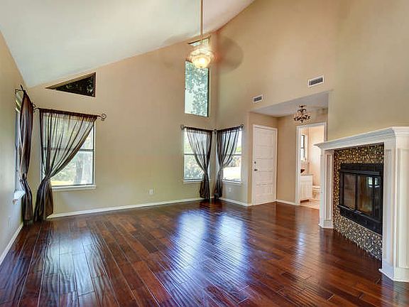 2nd image of 3429 S Rolling Oaks Dr W