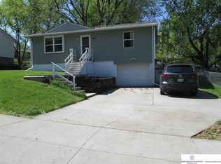 2807 Lloyd St, Bellevue, NE 68005