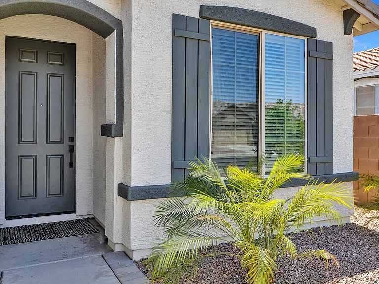 1691 W Desert Spring Way — Photo 4