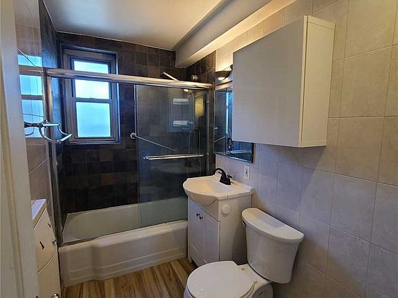 5th image of 18-70 211th St APT 4G