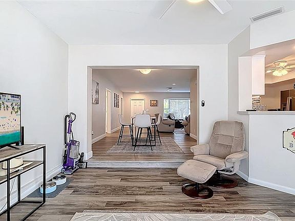 5th image of 4516 NE 21st Ln #4516