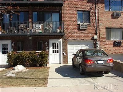 1st image of 286 Buttrick Ave