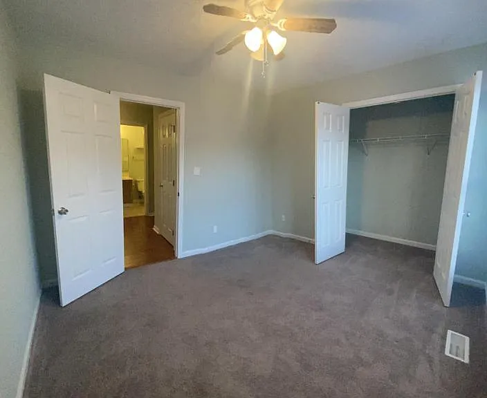 5051 Waterford Dr — Photo 10