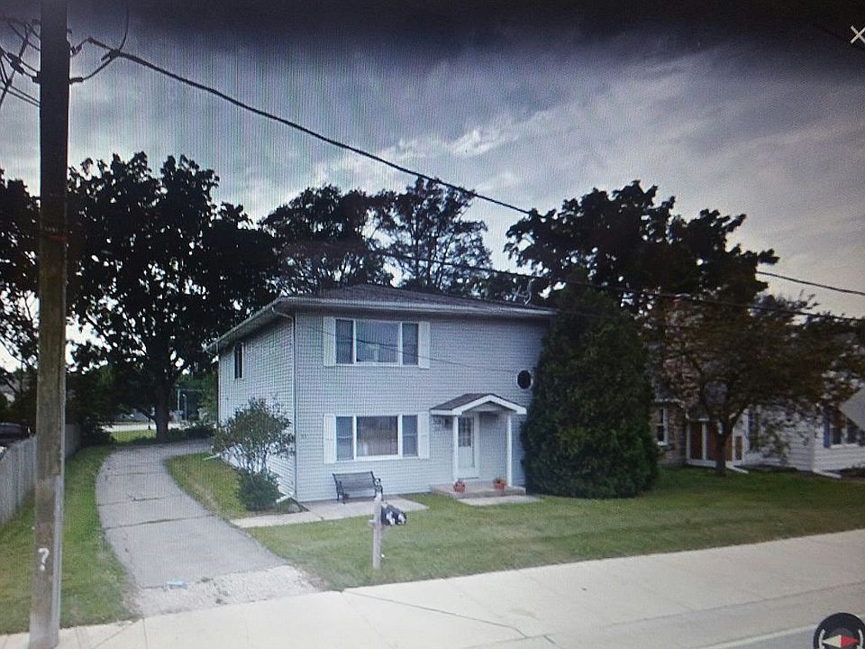1st image of 211-213 E Washington St