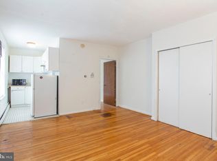 1819 Pine St APT 3R, Philadelphia, PA 19103
