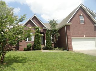 113 E Winterberry Trl, White House, TN 37188