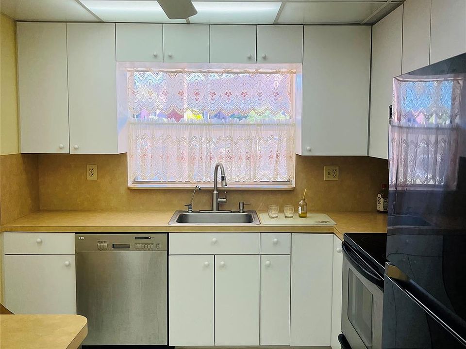 1st image of 9721 Sunrise Lakes Boulevard #106