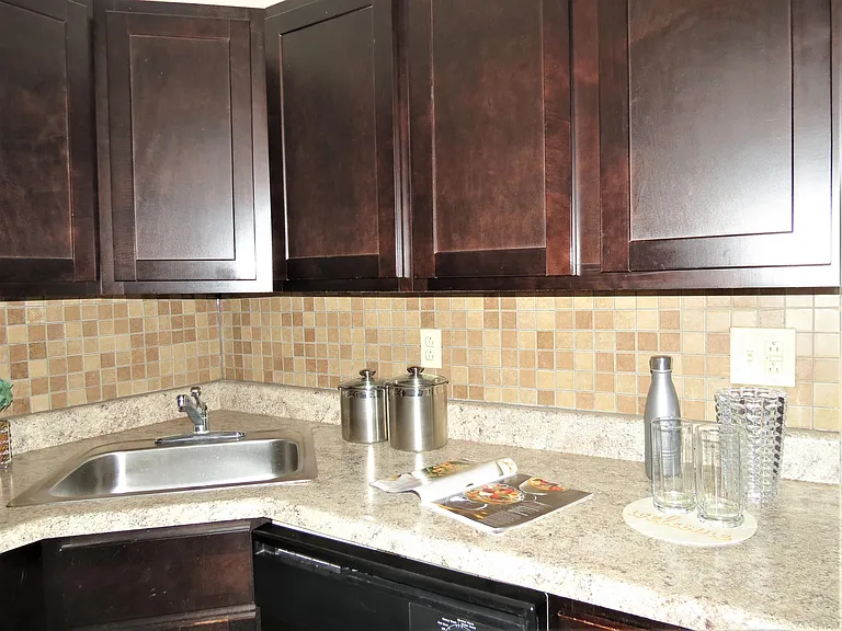 4318 Walker Ln — Photo 13