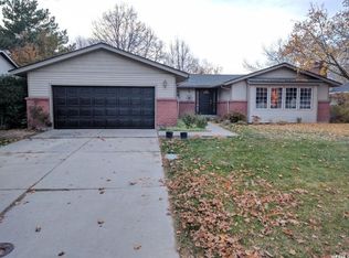 9630 S Caledonia Cir, South Jordan, UT 84009