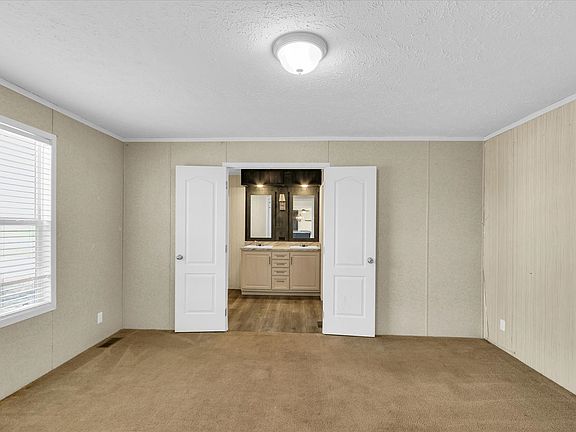 5th image of 1205 Wedgewood Dr