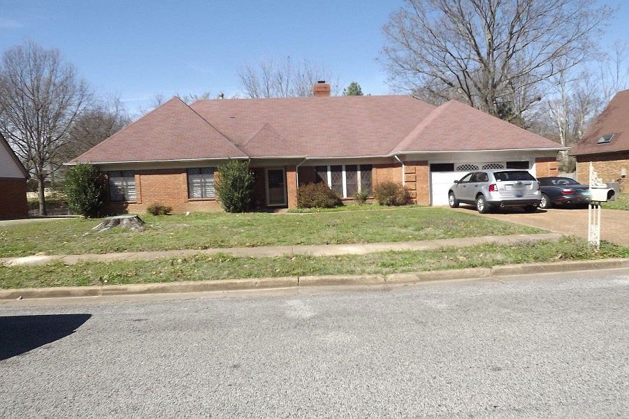 1st image of 7320 Abercrombie Ln