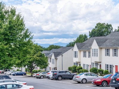 716 Leesville Rd APT 202, Lynchburg, VA, 24502