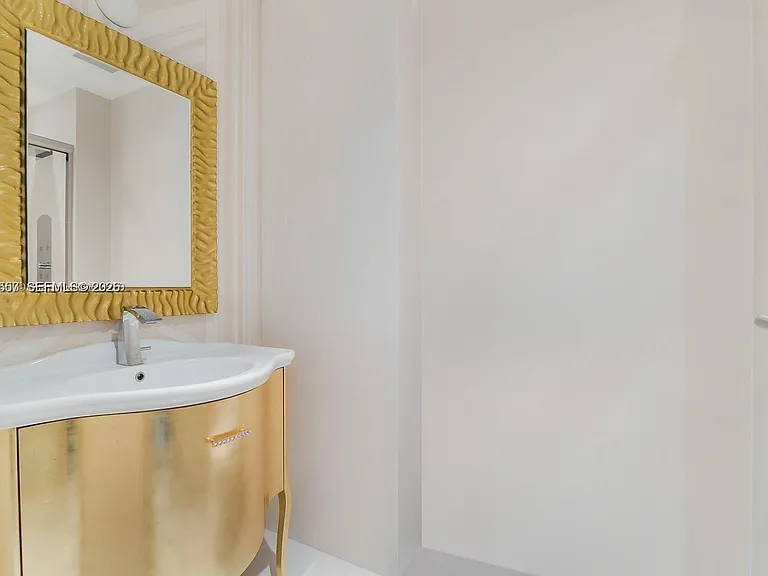 18031 Biscayne Blvd #Penthouse 01 — Photo 11