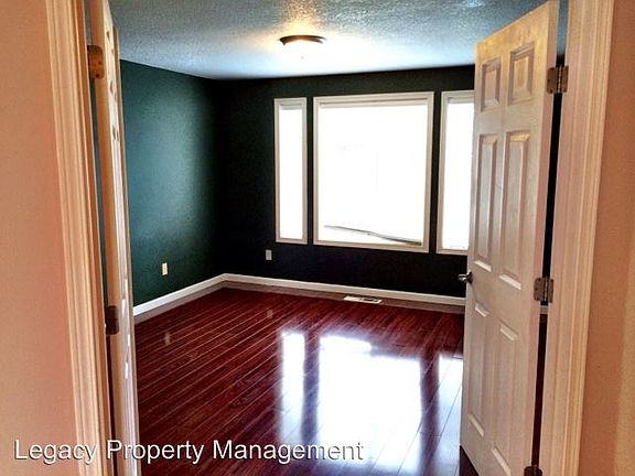 5th image of 3106 NE 145th Ave
