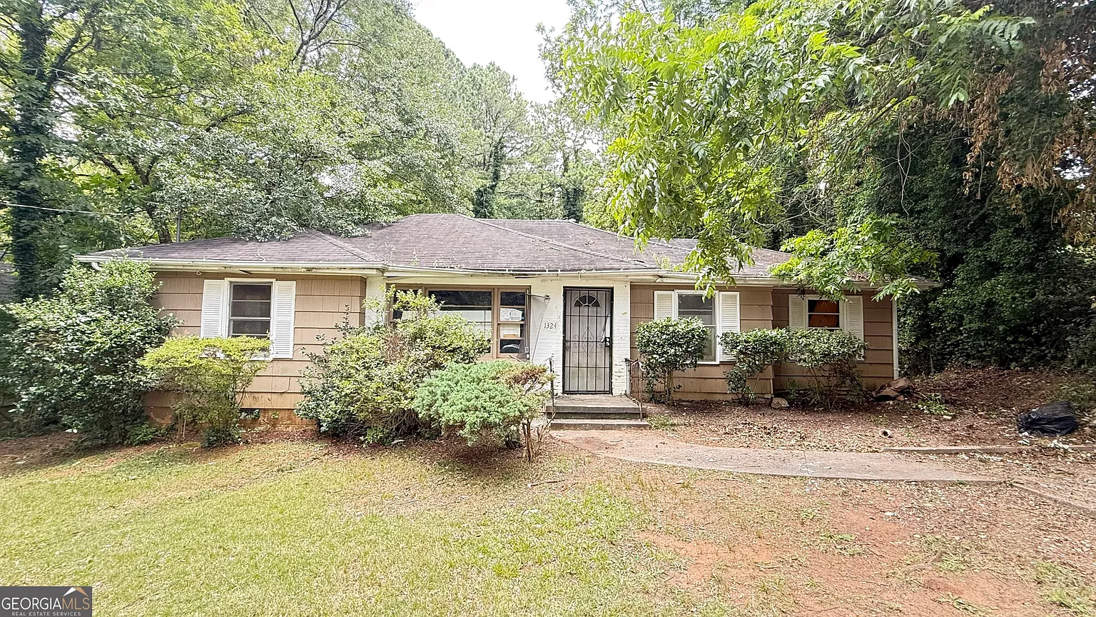 1324 Eastridge Rd SW photo 1
