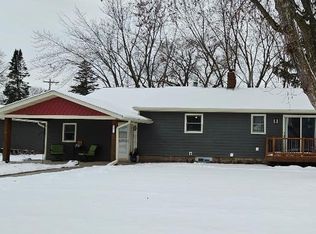 2667 Henry St N, North Saint Paul, MN 55109