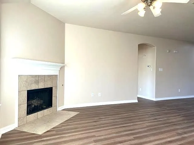 8405 Shasta Dr — Photo 17