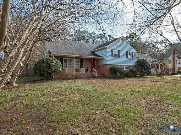 3rd image of 7913 Chowning Cir