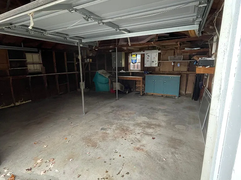 1424 Michigan Ave — Photo 36