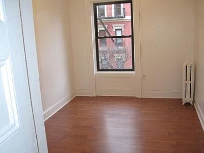 1st image of 300 W 107th St APT 4A
