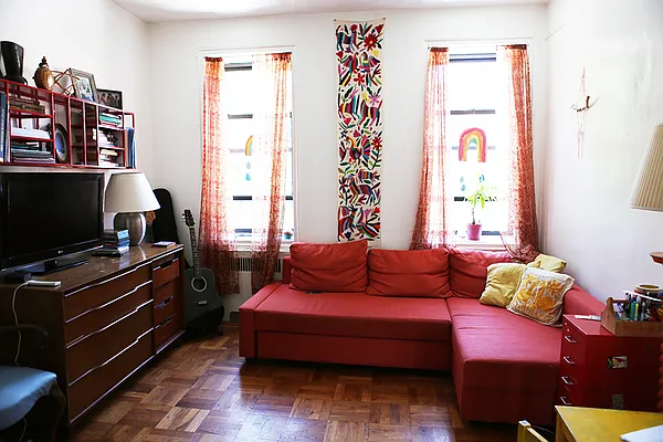 Rented by Chris Stewart, LREB | media 20