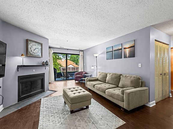 3rd image of 780 Weidner Rd APT 105