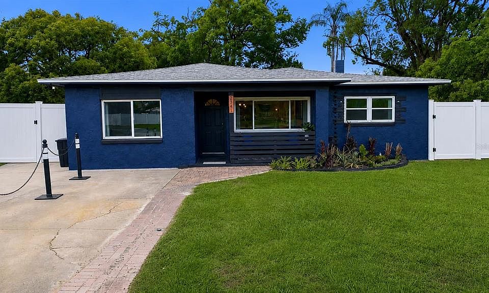 1st image of 2341 Devon Ct